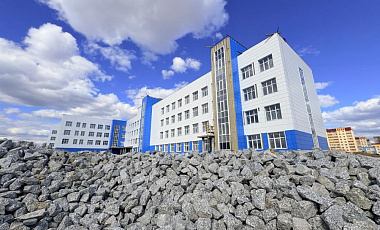 В ГЧП-поликлинике №22 в Новосибирске на 80% завершена внутренняя отделка 