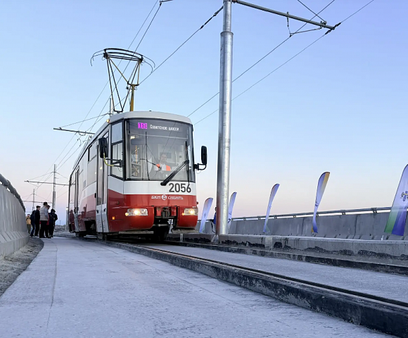 VIS Group opens Russia's largest tram overpass in Novosibirsk