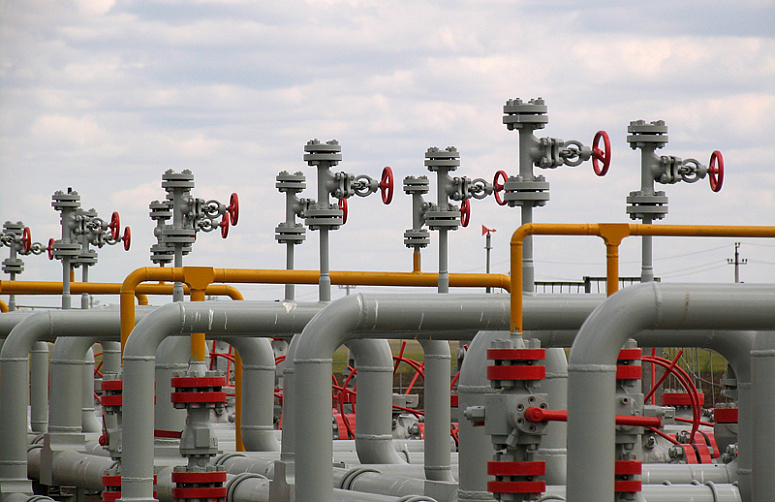 Optional wells of Phase IV at the Orenburg gas condensate field, Orenburg Region